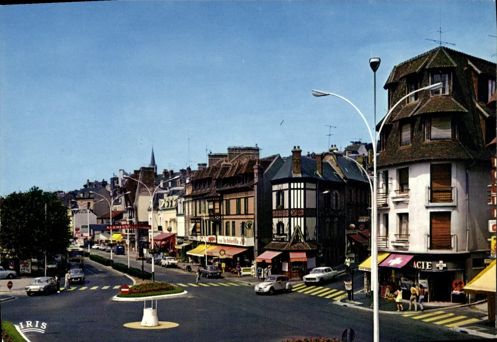 Deauville — Ansicht des Marktplatzes — Verlag IRIS - Vorderseite