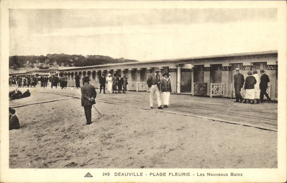 Deauville - Blütenstrand - Die Neuen Bäder — Antike Ansichtskarte n°249, Verlag A.P.A. - Vorderseite