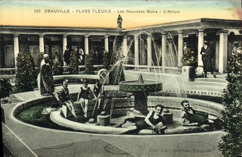 Deauville - Blütenstrand - Les Nouveaux Bains - L'Atrium - Vorderseite