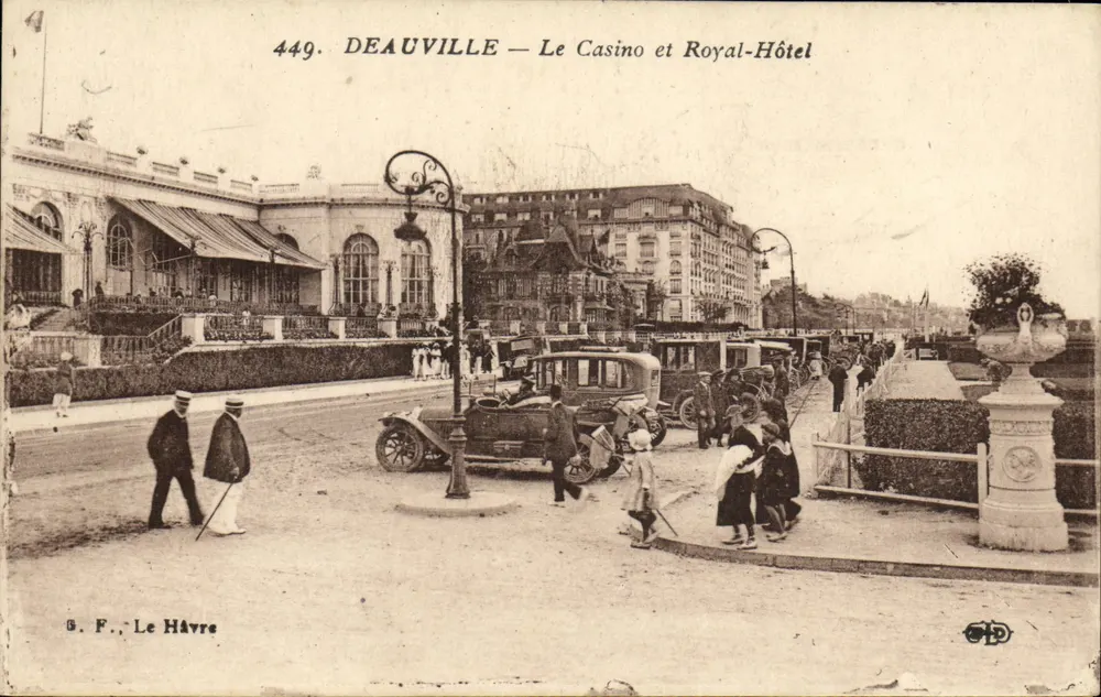 Deauville — Das Casino und das Royal-Hotel — G. F., Le Havre, Nr. 449 - Vorderseite