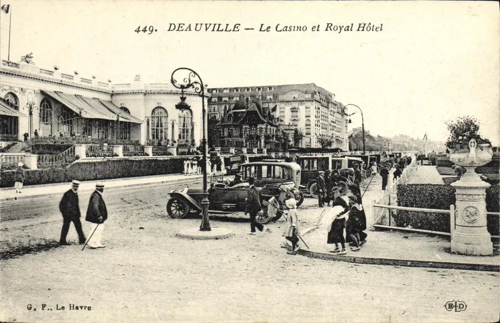 Deauville — Das Casino und das Royal Hotel — G. F., Le Havre, Nr. 449 - Vorderseite