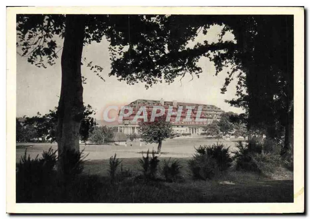 Deauville — 'Die Blühende Strände' — Das Hotel du Golf, in der Mitte des New Golf — Photographie von W. Verneman - Vorderseite