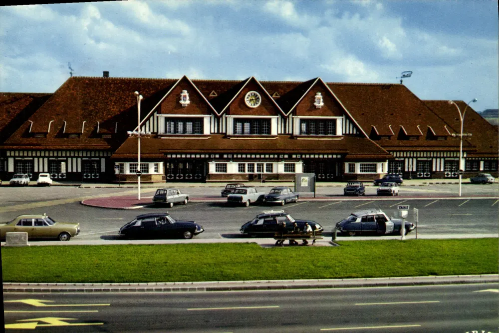 Deauville - Trouville — Stacja (styl normandzki) — Lumicad - Awers