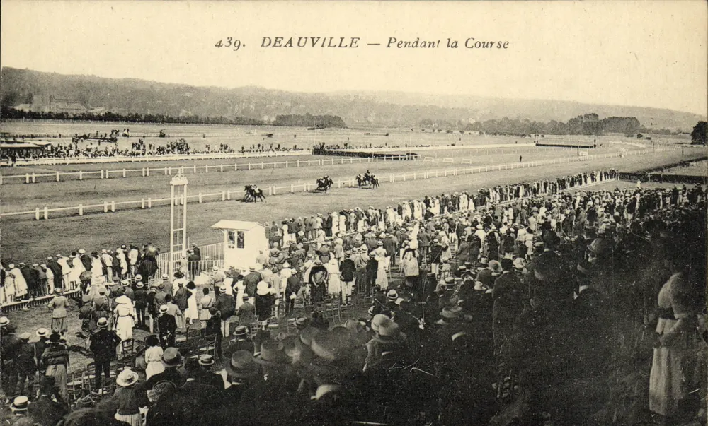 Deauville — Während des Rennens — Ausgabe Nr. 439 - Vorderseite