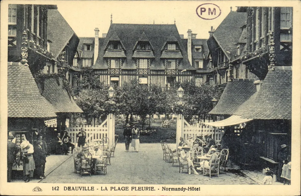 Deauville - Die Blühende Strände - Normandy-Hotel — Verlag PM, n° 142 - Vorderseite