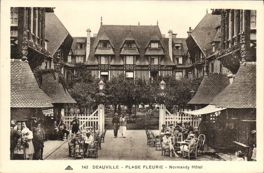 Deauville - Praia Fleurie - Hotel Normandy — editor Z.R.A. n°142 - Frente
