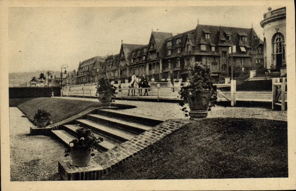 Deauville — Ansicht des Boulevards Cornuché — C° DES ARTS PHOTOMÉCANIQUES - Vorderseite