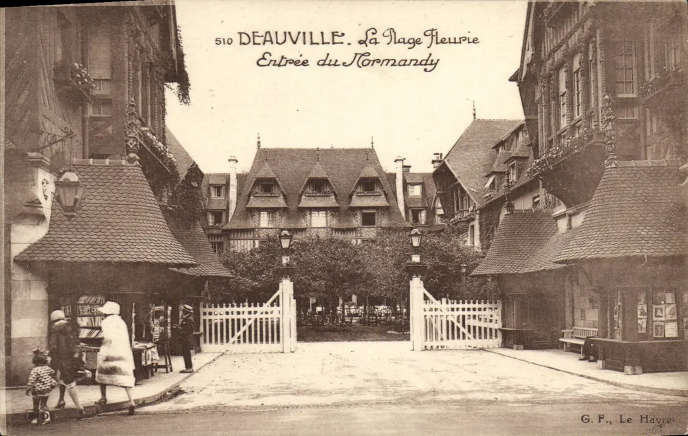 Deauville. Die blühende Strandpromenade — Eingang zum Normandy — G.F., Le Havre - Vorderseite