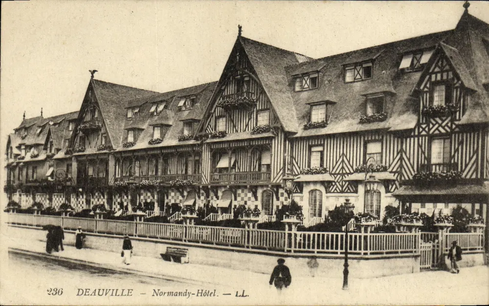 Deauville — Normandy-Hôtel — LL. — n° 236 - Frente