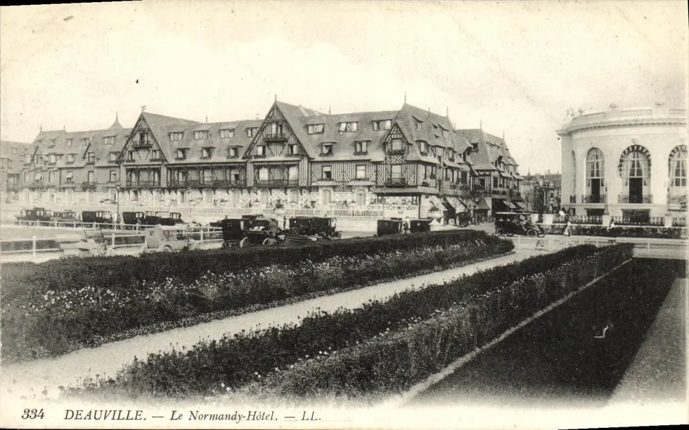 Deauville — O Hotel Normandy — LL. n° 334 - Frente