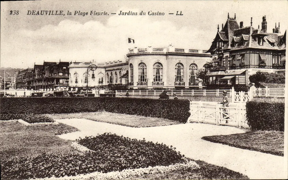 Deauville, die blühende Strand — Gärten des Casinos — LL - Vorderseite