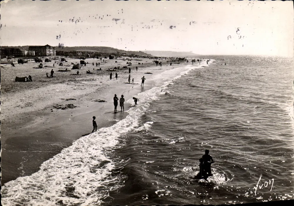 Deauville (Calvados) - A praia — Les Éditions d'Art, Paris, n° I.B 2436 - Frente