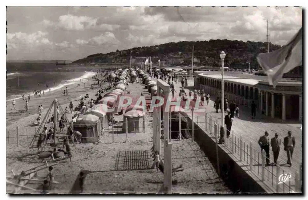 Deauville - Die Blühende Strände — Die Strände bei Ebbe — Réal-Photo, Paris - Vorderseite