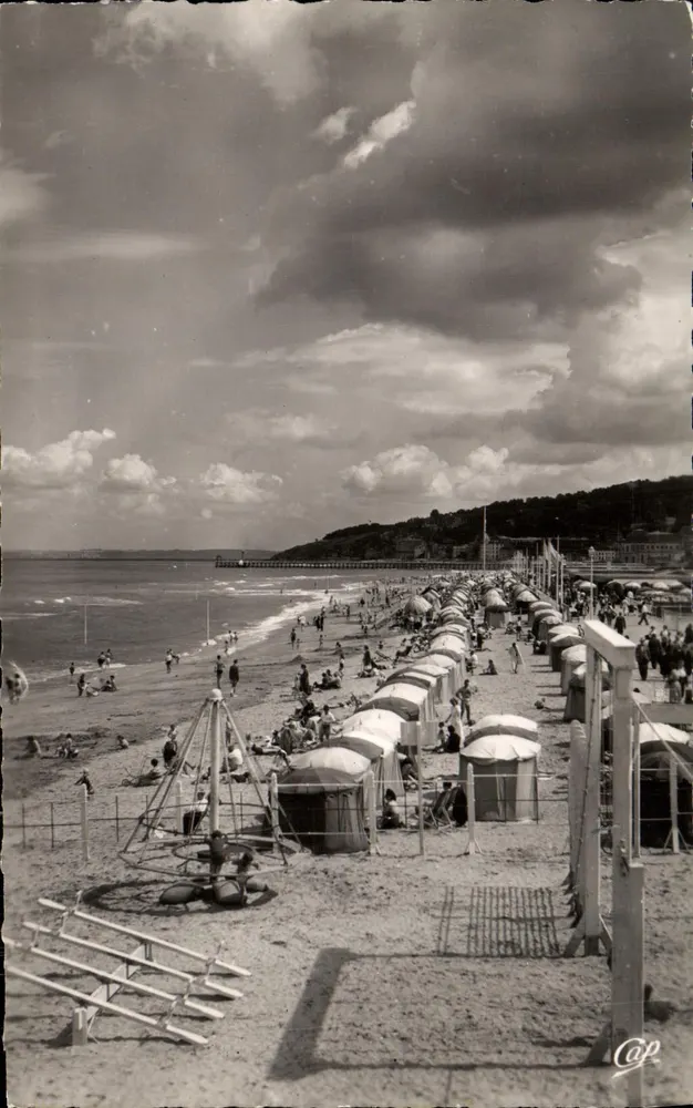 Deauville — Der Blütenstrand — Der Strand bei Flut — Réal-Photo, Nr. 968 - Vorderseite