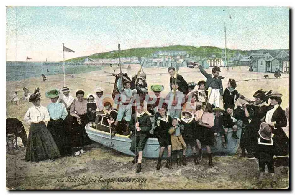 Beauneville — Ein Boot am Strand — Verlag L. Vindor - Vorderseite