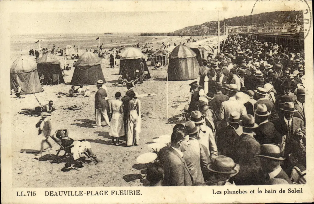 Deauville-Strand — Die Bretter und der Sonnenbad — LL.715 - Vorderseite