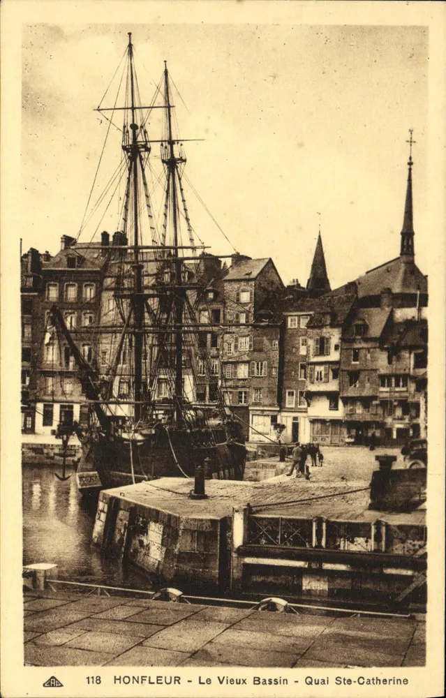 Honfleur — Alter Hafen — Quai Ste-Catherine — VerlagNr. 118 - Vorderseite