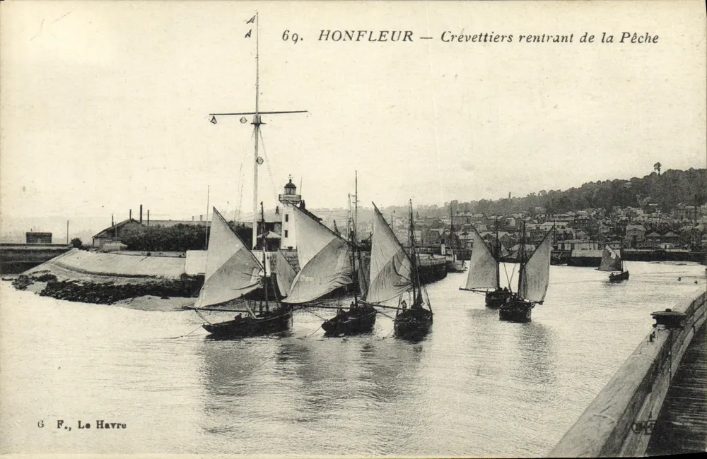 Honfleur — Krebserfänger, die von der Fischerei zurückkehren — F. Le Havre, n°69 - Vorderseite
