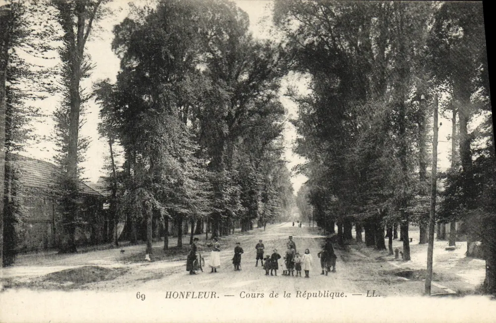 Honfleur — Cours de la République — LL. — n°69 - Frente