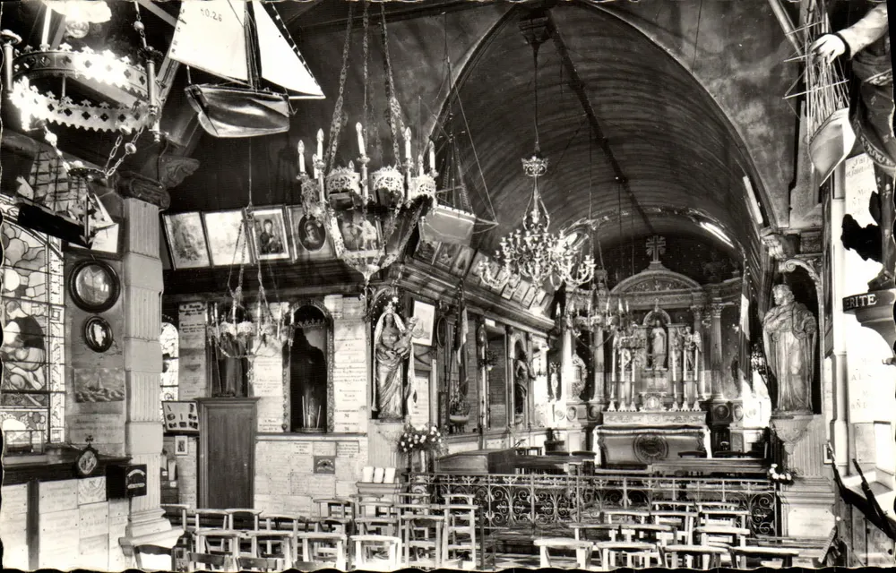Innenansicht der Kapelle Notre-Dame de Grâce in Honfleur — Calvados — Cliché B. Mulo - Vorderseite