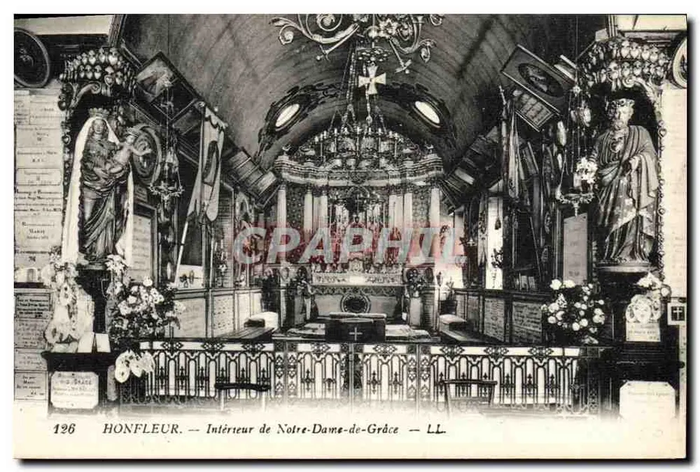 Honfleur — Interior da Igreja de Nossa Senhora da Graça — LL - Frente