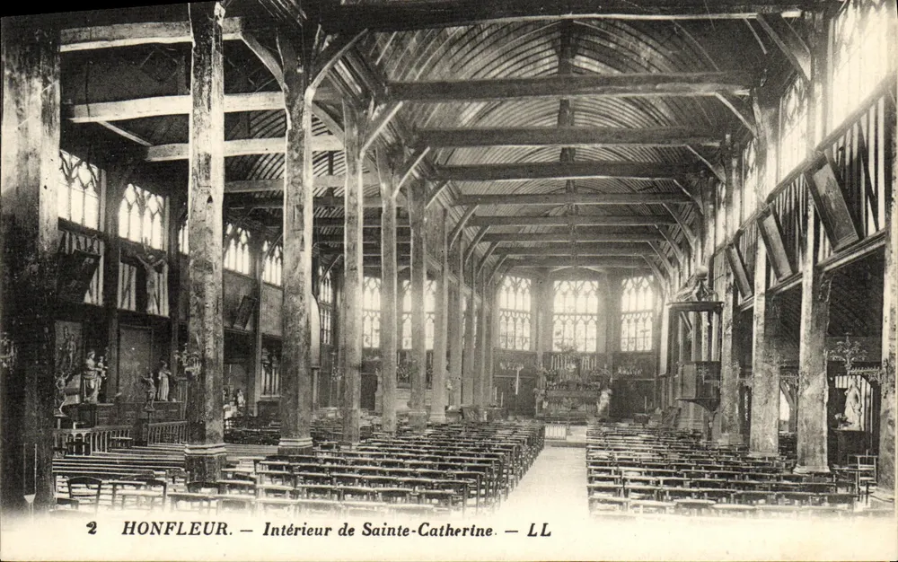 Honfleur — Interior de Sainte-Catherine — LL - Anverso