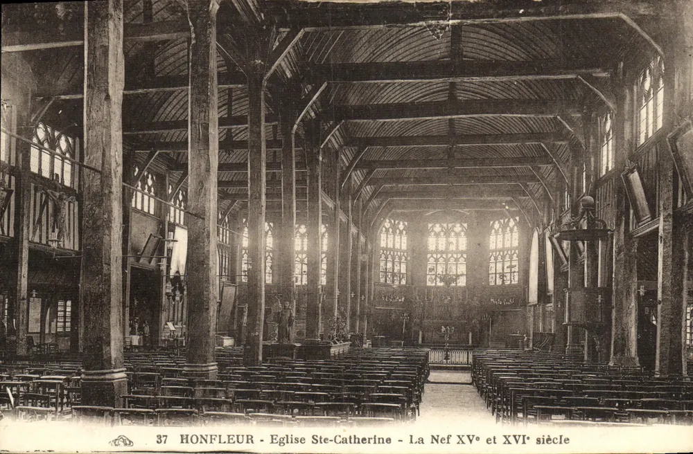 Honfleur - Igreja de Santa Catarina - A Nave Séculos XV e XVI - Frente