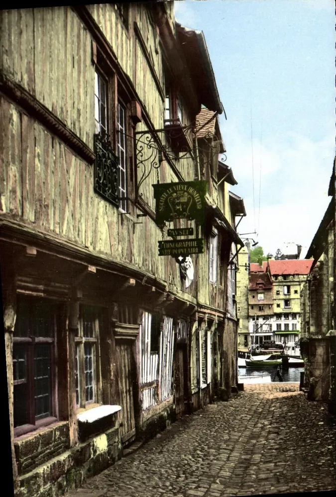 Honfleur — A velha rua da Prisão e o Museu Marítimo — Éditions aux Ours Rouven - Frente