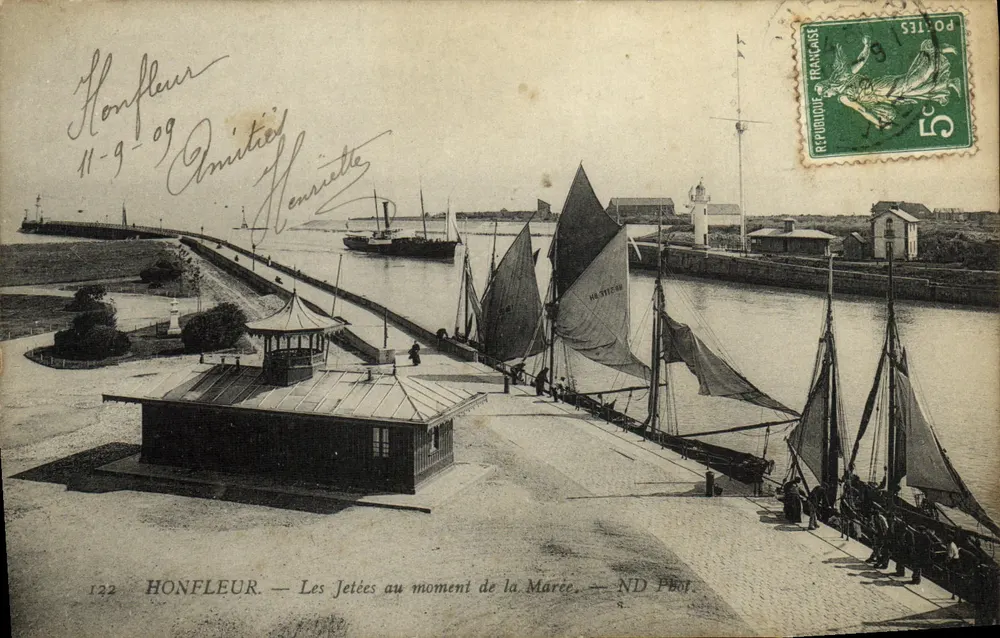 Honfleur — Die Piers bei Ebbe — ND Phot. - Vorderseite
