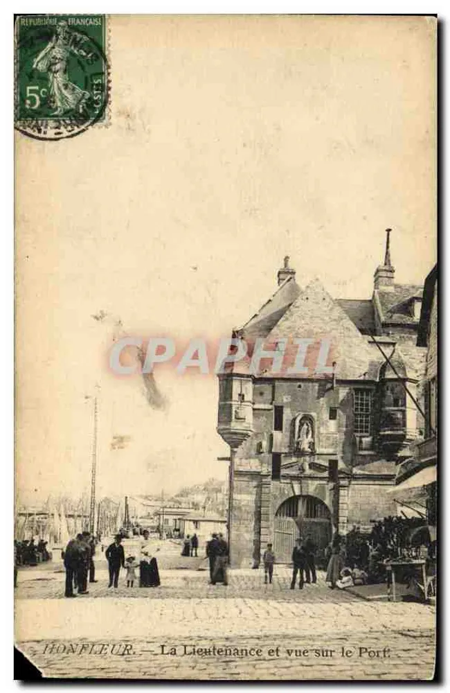 Honfleur — Die Lieutenantance und Ansicht des Hafens — anonymer Verleger - Vorderseite
