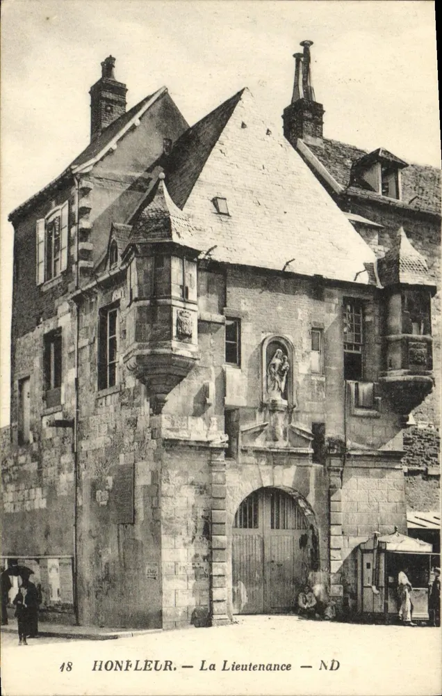 Honfleur — A Lieutenante — ND - Frente