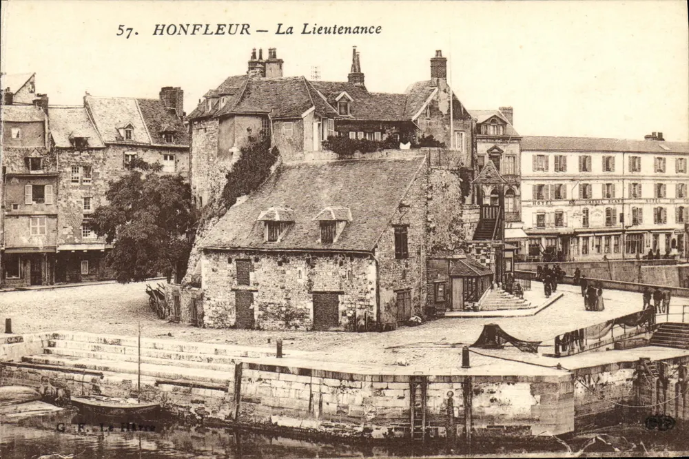 Honfleur — A Lieutenante — G.K. Le Hine, n°57 - Frente