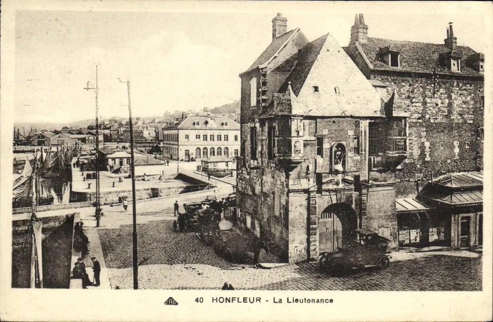 Honfleur - A Lieutenante — editor A.R.E. n°40 - Frente
