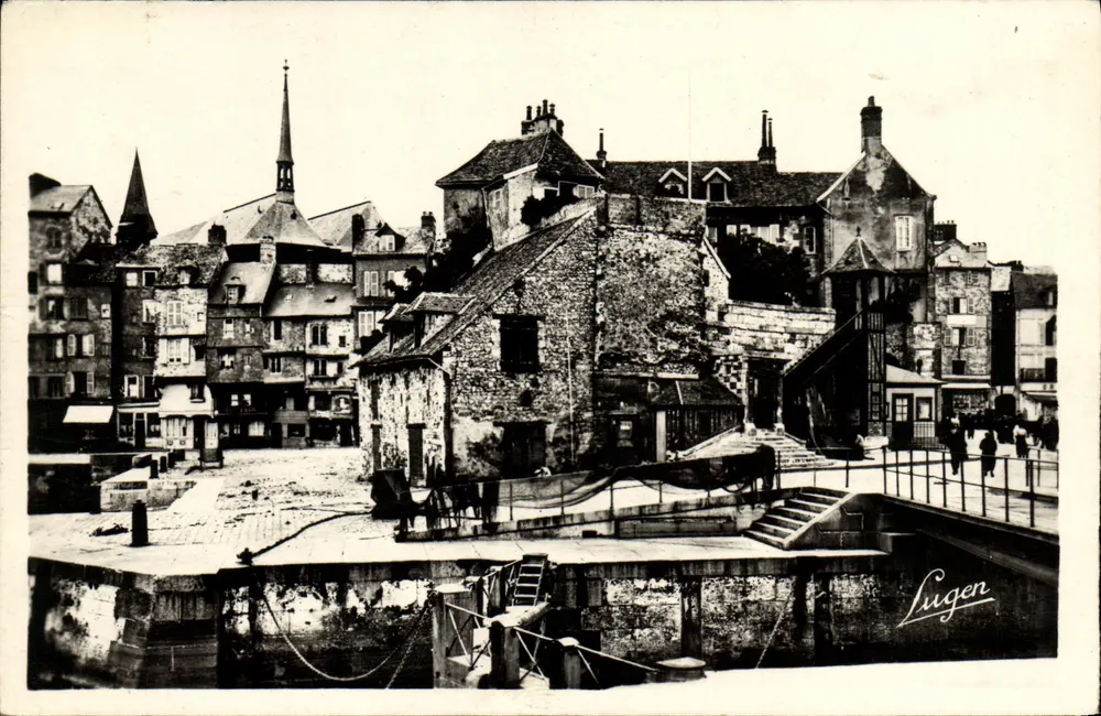 Honfleur — A Lieutenantance — Edição Luguen - Frente
