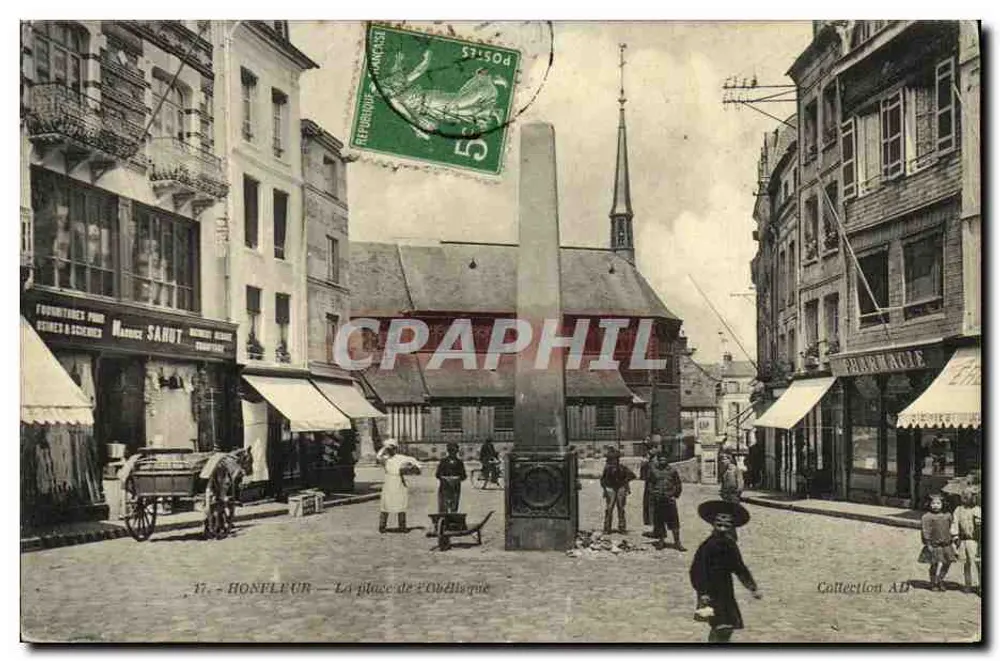 Honfleur — A praça do Obelisco — editor não visível - Frente