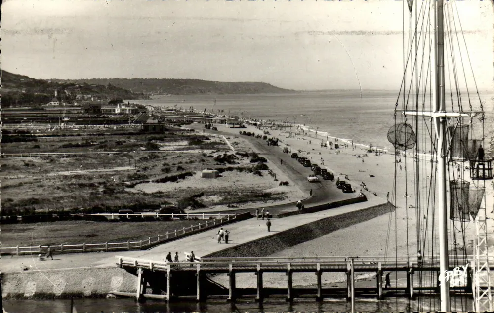 Deauville — Vue panoramique — Éditions Gaby, n°14 - Recto