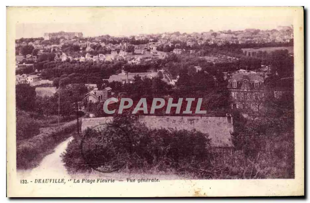 Deauville, 'A Praia das Flores' — Vista geral — G. Artoué, editor, n° 132 - Frente