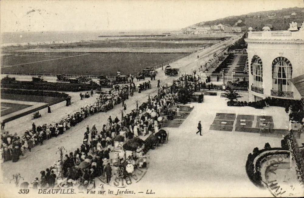Deauville — Ansicht der Gärten — LL. — n° 339 - Vorderseite