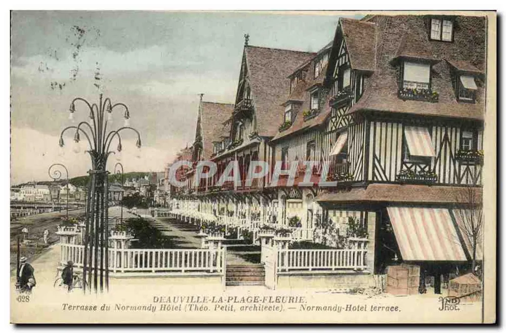 Deauville-La-Plage-Fleurie — Terrasse des Normandy-Hotels (Théo. Petit, Architekt) — Imp. Neuboin et Cie - Vorderseite