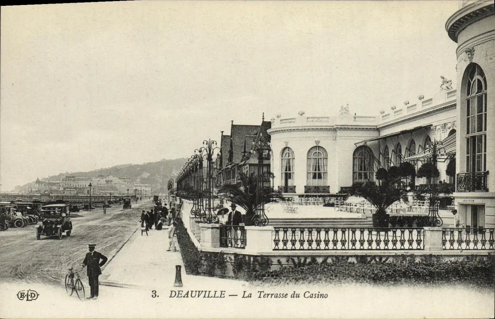 Deauville — Die Terrasse des Kasinos — Verlag ELD, Nr. 3 - Vorderseite