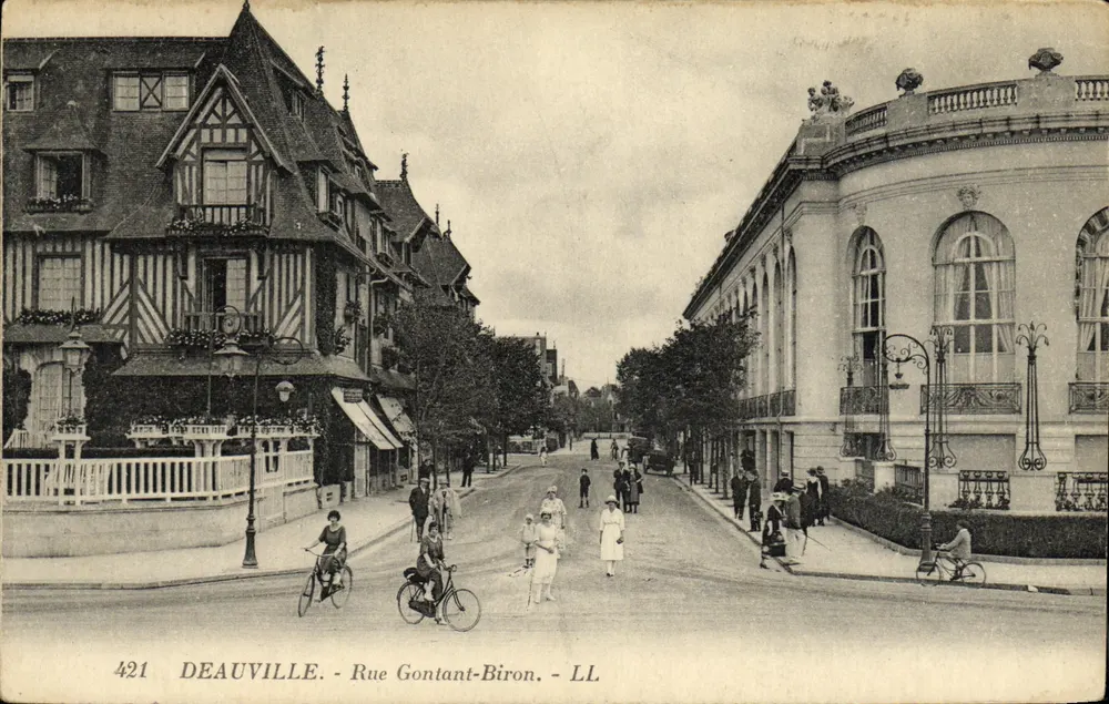 Deauville - Rue Gontant-Biron — LL, n°421 - Frente
