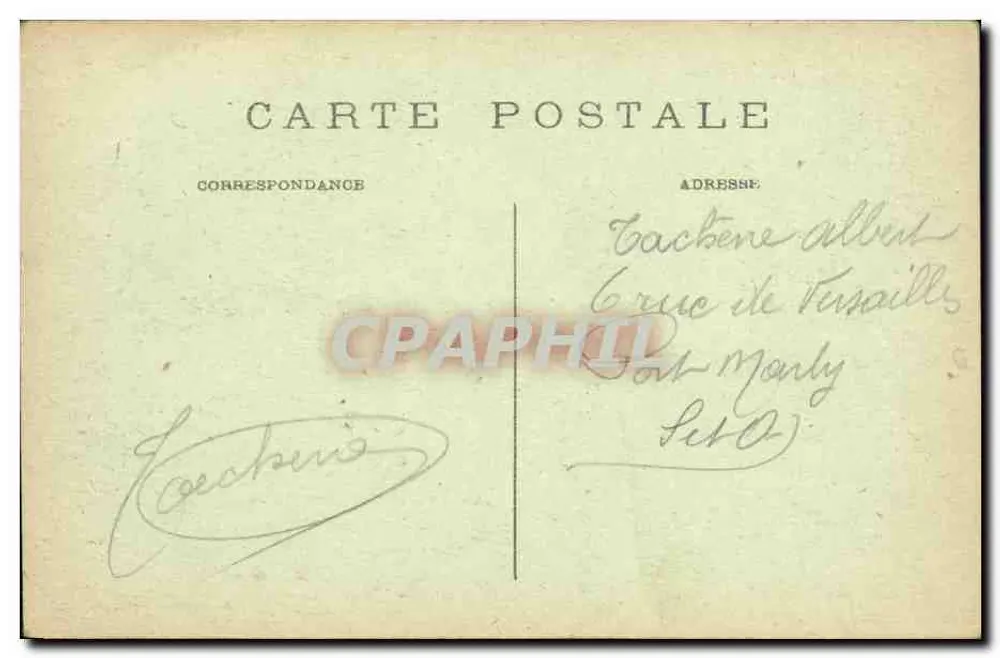 Rueil — Pátio central com edifício e grupos de pessoas — A. Ossart, edição Rueil - Verso
