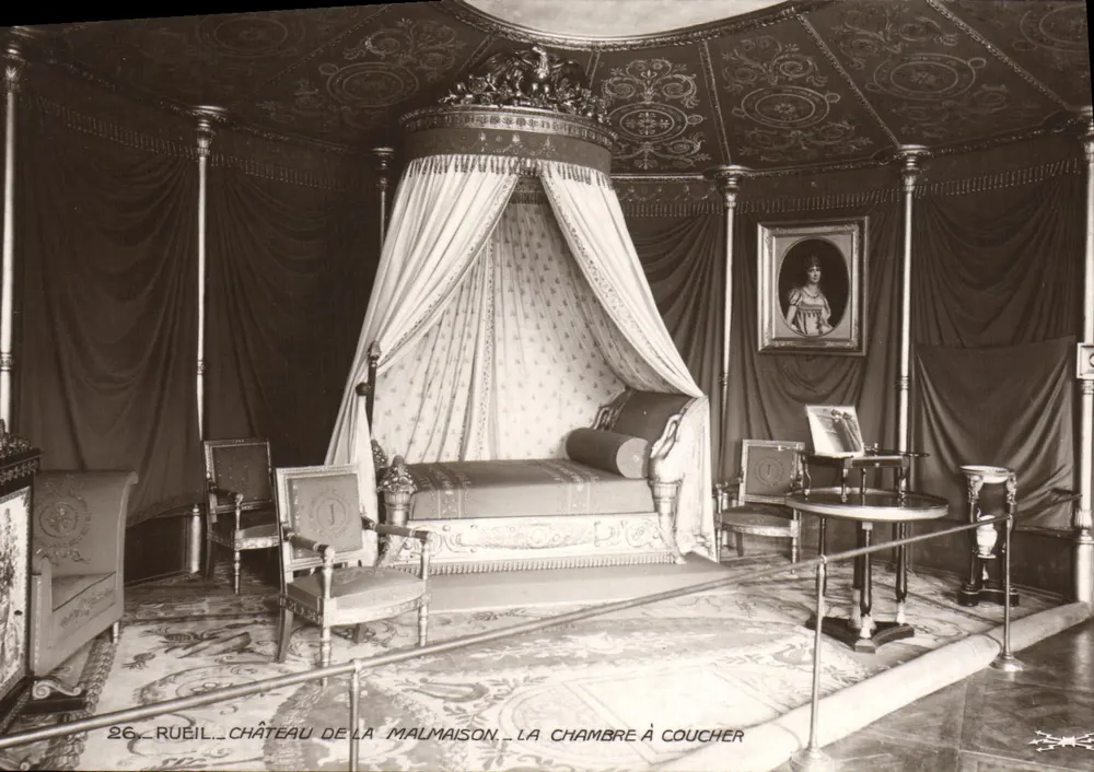 Schloss La Malmaison — Das Schlafzimmer — Rueil - Vorderseite