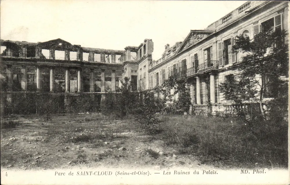 Parque de SAINT-LOUD (Seine-et-Oise) — As Ruínas do Palácio — ND. Fot. - Frente