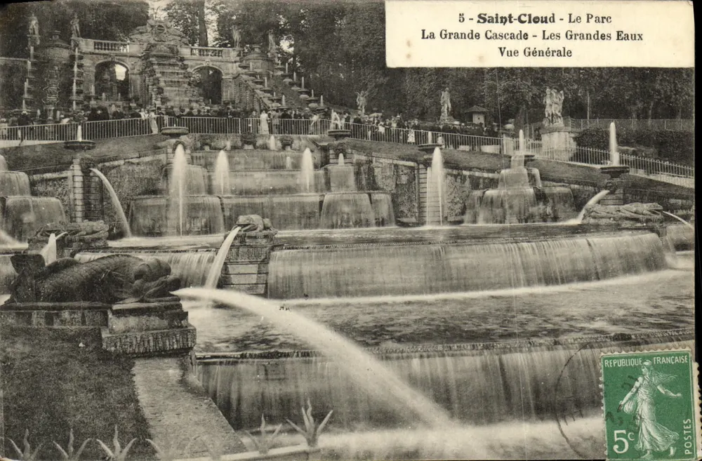 Saint-Clou - O Parque - A Grande Cascata - As Grandes Águas - Vista Geral - Frente