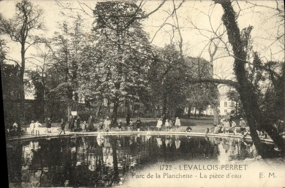 플랑셰트 공원 - 물의 장소 — Levallois-Perret — E.M. n°1722 - 앞면
