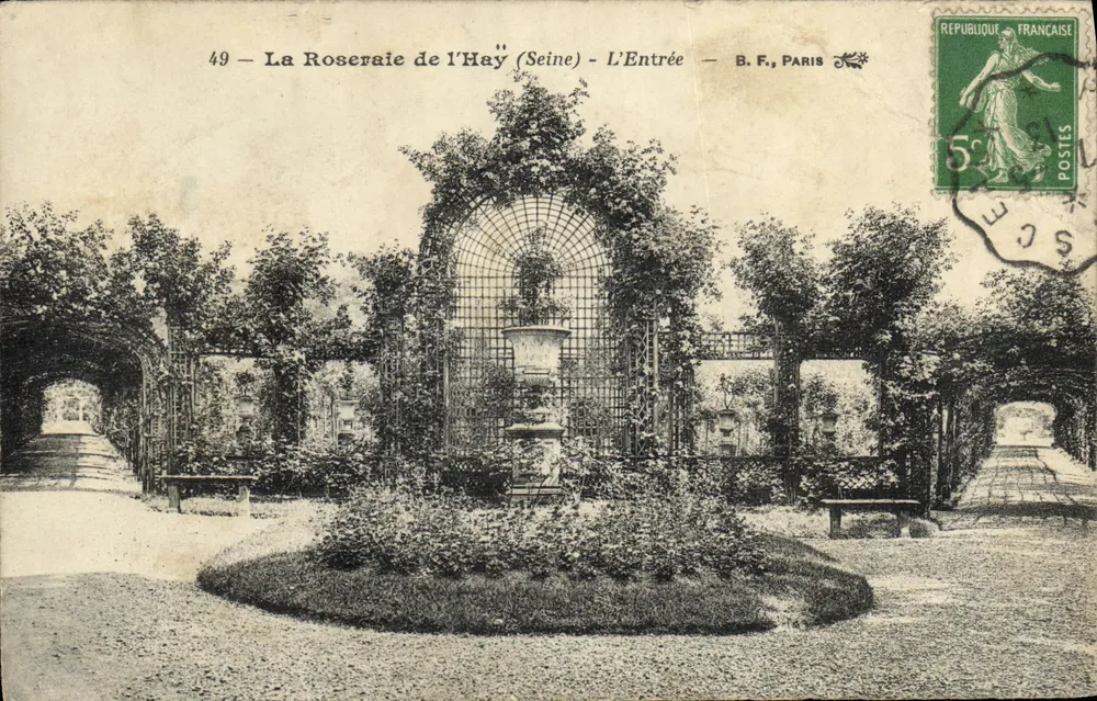 La Roseraie de l'Hay (Seine) — L'Entrée — B.F., Parigi - Recto