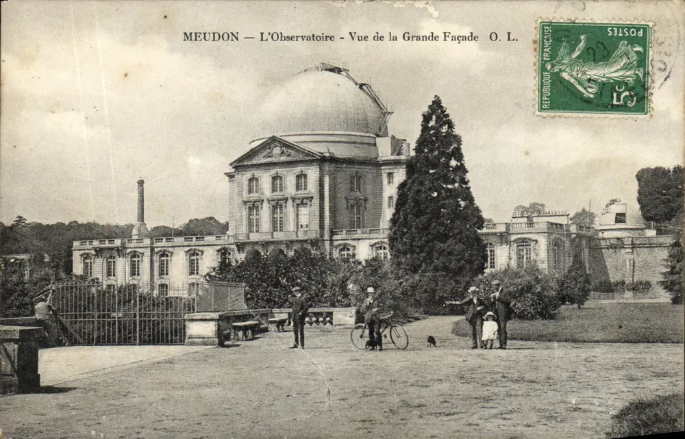 Meudon — Das Observatorium — Blick auf die Große Fassade — O. L. - Vorderseite