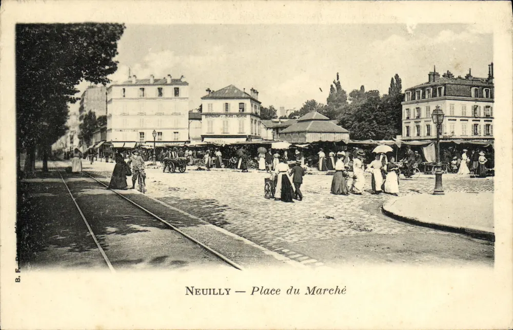 Neuilly — Place du Marché — B.F. Paris - Front