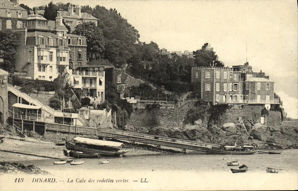Dinard — A Cale das lanchas verdes — LL. — n° 413 - Frente